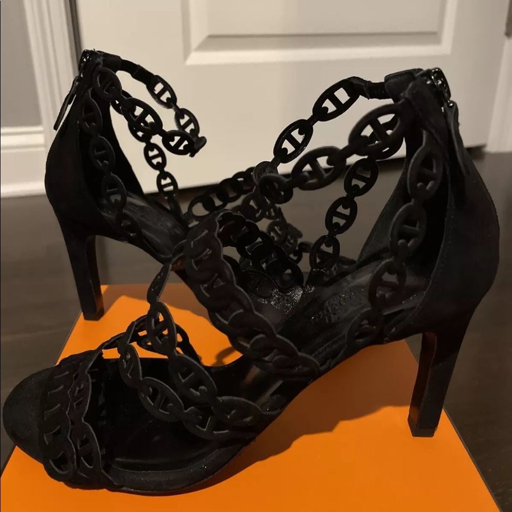 NIB HERMES Romy Black Strappy Sandals Size 36